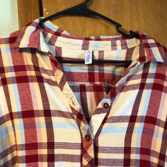 Flannel - Picture 4 of 5